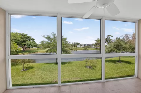2047 Newcastle C, Boca Raton, FL 33434