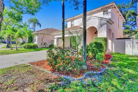 4837 NW 19th St, Coconut Creek, FL 33063