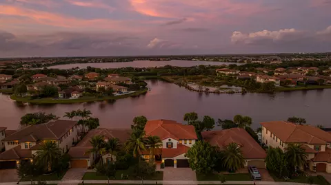 11497 NW 81st Pl, Parkland, FL 33076