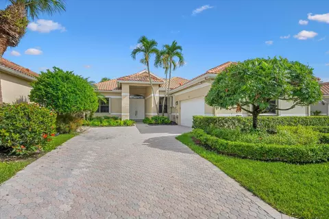 10096 Dover Carriage Ln, Lake Worth, FL 33449