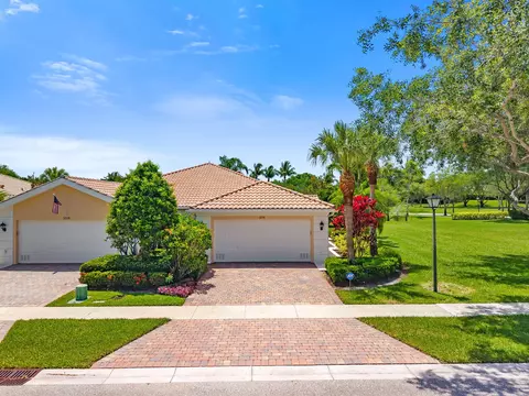 3214 Verdmont Ln, Wellington, FL 33414
