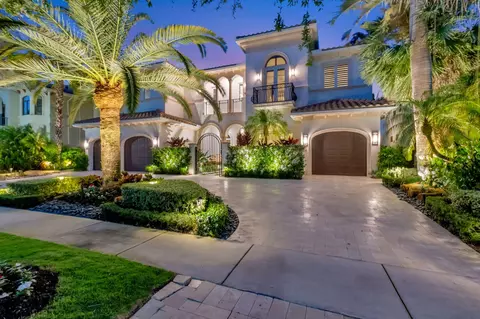 9471 Bridgebrook Dr, Boca Raton, FL 33496