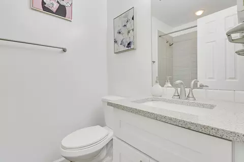 Bath - 1112 Keystone Dr N #A, Jupiter, FL 33458 photo 2 of 2