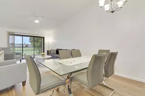 Dining - 1112 Keystone Dr N #A, Jupiter, FL 33458 photo 3 of 3