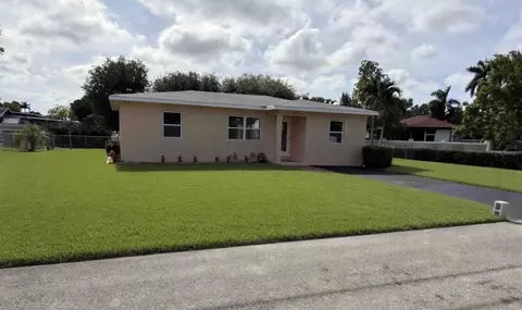 1417 Willow Rd, West Palm Beach, FL 33406