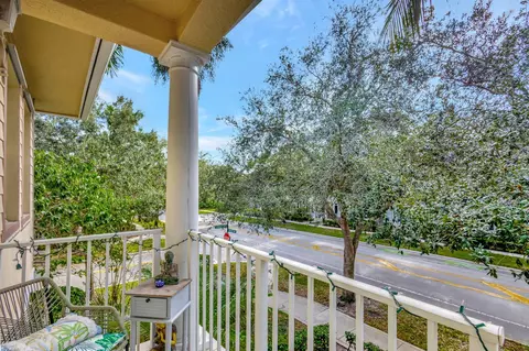 Exterior - 4345 Parkside Dr, Jupiter, FL 33458 photo 4 of 12