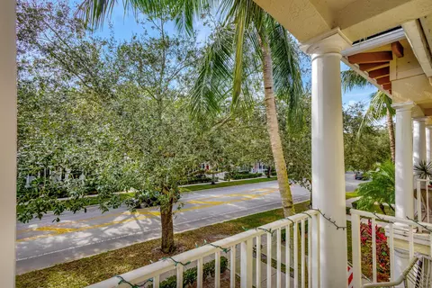 Exterior - 4345 Parkside Dr, Jupiter, FL 33458 photo 5 of 12