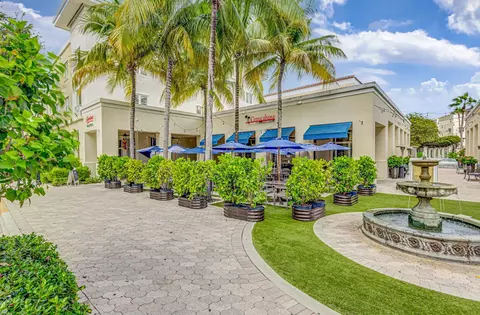 Exterior - 4345 Parkside Dr, Jupiter, FL 33458 photo 6 of 12