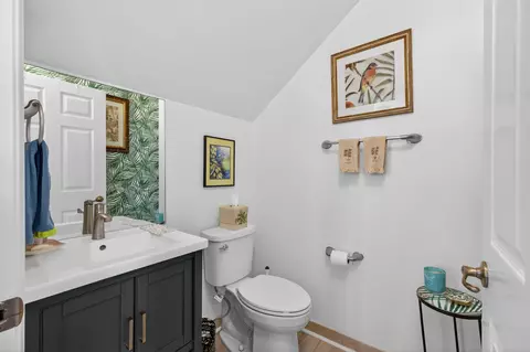 Bath - 4345 Parkside Dr, Jupiter, FL 33458 photo 1 of 7