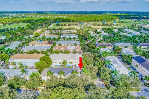 View/Area - 4345 Parkside Dr, Jupiter, FL 33458 photo 3 of 7