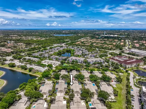 12676 Woodmill Dr, Palm Beach Gardens, FL 33418