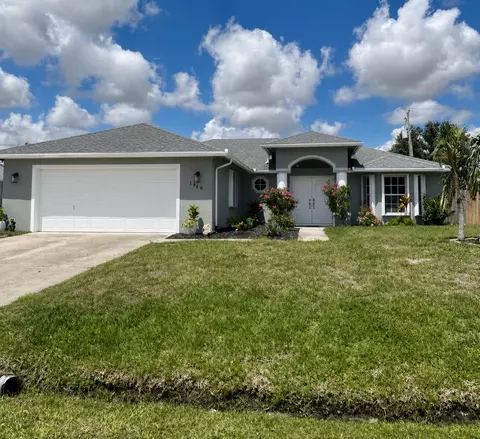 1950 SW Beard St, Port Saint Lucie, FL 34953