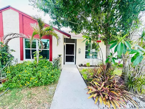 226 Palmetto Ct, Jupiter, FL 33458
