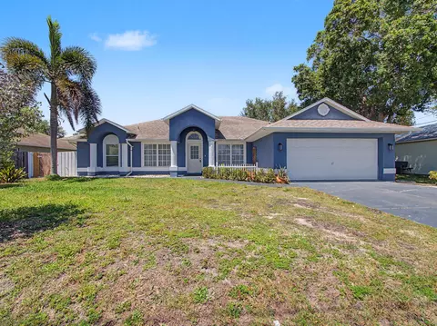 1573 SW Aledo Ln, Port Saint Lucie, FL 34953