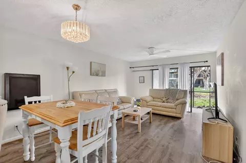 3939 NE 5th Ave #C102, Boca Raton, FL 33431