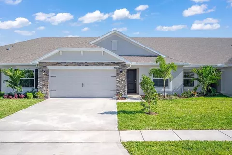 8615 Giovanni Ave, Fort Pierce, FL 34951