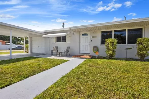 101 NE 195th St, Miami, FL 33179