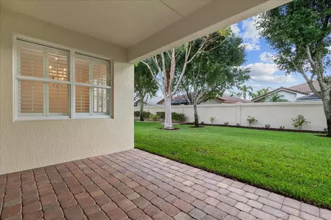 Exterior - 8392 Lyons Ranches Rd, Boynton Beach, FL 33472 photo 2 of 4