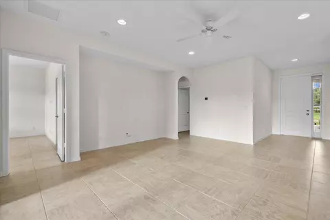 Living - 8392 Lyons Ranches Rd, Boynton Beach, FL 33472 photo 2 of 5