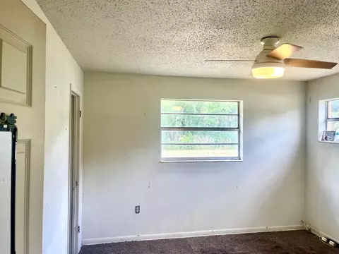 Bedroom - 7815 NW 86th Ct, Okeechobee, FL 34972 photo 3 of 5