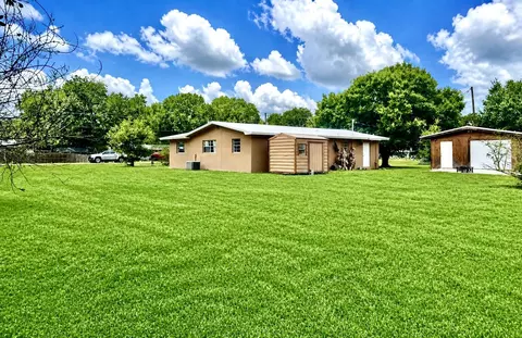 Exterior - 7815 NW 86th Ct, Okeechobee, FL 34972 photo 7 of 7