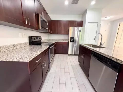5213 NW 50th Ter, Tamarac, FL 33319