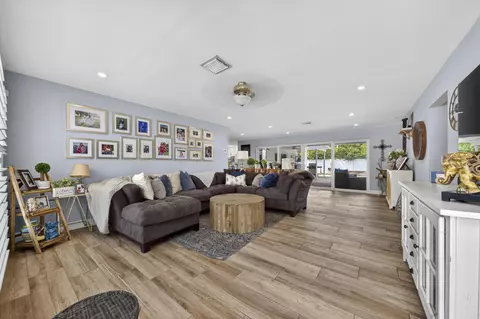 Other - 2231 NE 34th St, Lighthouse Point, FL 33064 photo 1 of 5