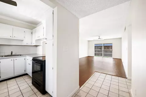2980 Riverside Dr #324-3, Coral Springs, FL 33065