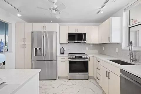 3100 NE 49 Street St NE #1110, Fort Lauderdale, FL 33308