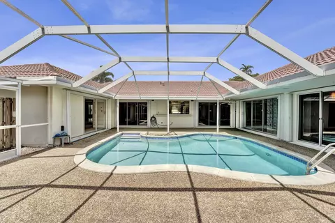 Exterior - 4200 Buchanan St, Hollywood, FL 33021 photo 2 of 9