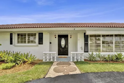 Other - 4200 Buchanan St, Hollywood, FL 33021 photo 2 of 9