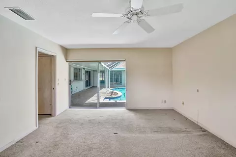 Bedroom - 4200 Buchanan St, Hollywood, FL 33021 photo 2 of 7