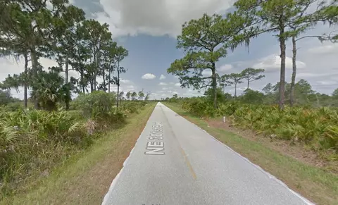 3349 NE 301st Blvd, Okeechobee, FL 34972 photo 2