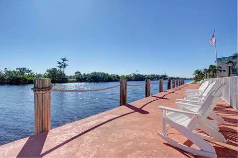 22 Colonial Club Dr #103, Boynton Beach, FL 33435