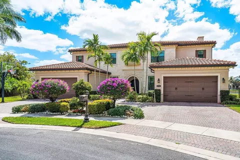 Exterior - 17511 Cadena Dr, Boca Raton, FL 33496 photo 6 of 23