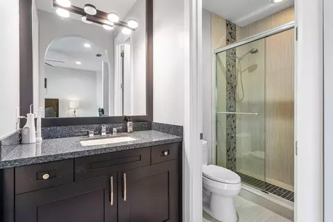 Bath - 17511 Cadena Dr, Boca Raton, FL 33496 photo 10 of 10