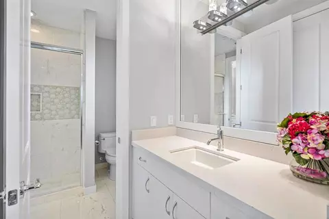 Bath - 17511 Cadena Dr, Boca Raton, FL 33496 photo 6 of 10