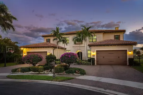 Exterior - 17511 Cadena Dr, Boca Raton, FL 33496 photo 5 of 23