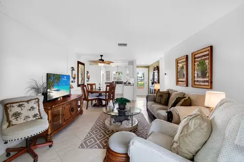 2533 Dudley Dr UNIT E, West Palm Beach, FL 33415
