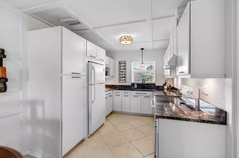 2533 Dudley Dr UNIT E, West Palm Beach, FL 33415