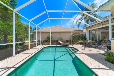 Exterior - 3548 SE Doubleton Dr, Stuart, FL 34997 photo 5 of 8