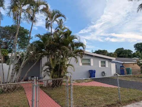 2990 NW 7th Ct, Fort Lauderdale, FL 33311