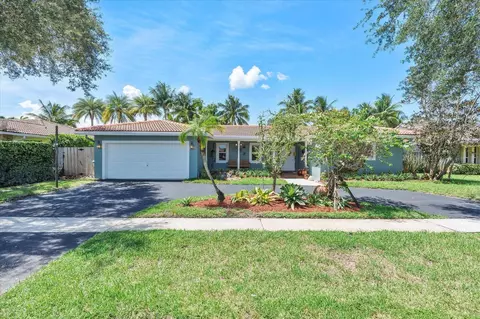 5101 N 36th Ct, Hollywood, FL 33021