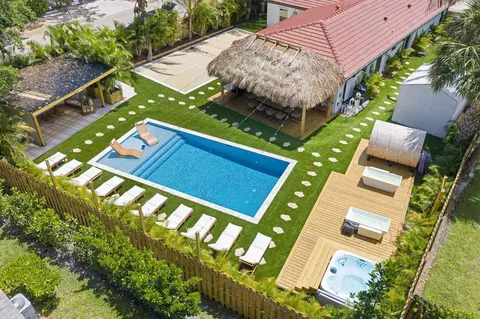 275 NE 16th St, Delray Beach, FL 33444