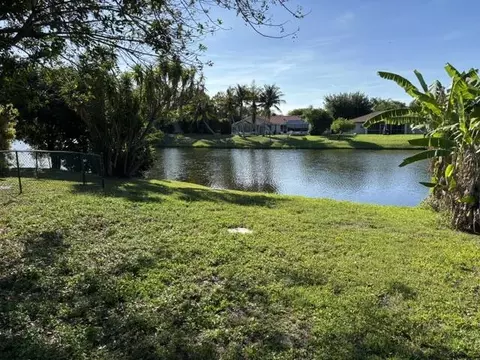 12706 Westhampton Cir, Wellington, FL 33414
