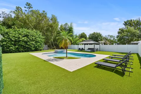 Exterior - 16582 Mellen Ln, Jupiter, FL 33478 photo 8 of 17