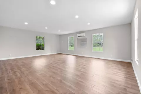 Living - 16582 Mellen Ln, Jupiter, FL 33478 photo 2 of 2