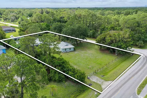 View/Area - 16582 Mellen Ln, Jupiter, FL 33478 photo 4 of 12