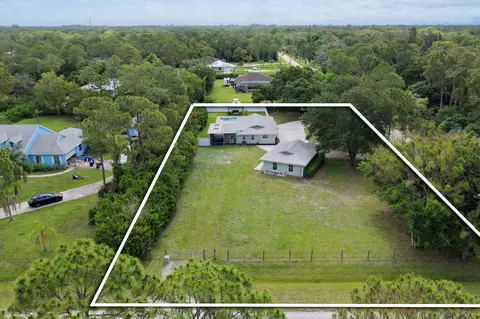 View/Area - 16582 Mellen Ln, Jupiter, FL 33478 photo 6 of 12