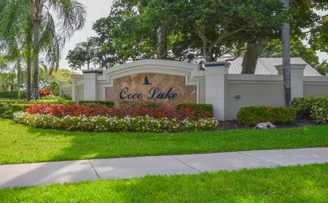 3648 Coco Lake Dr, Coconut Creek, FL 33073